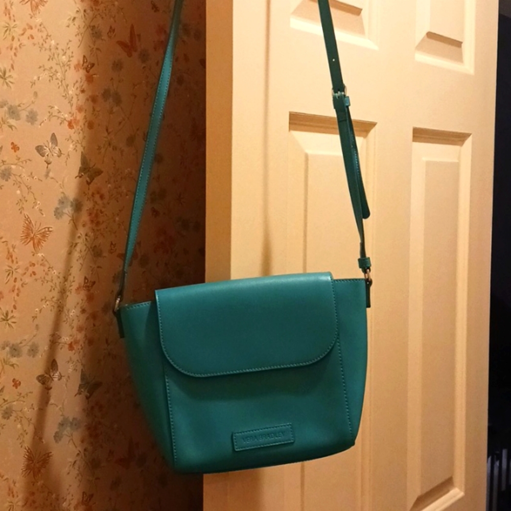 Vera BradleyFauxLeatherCrossbody Bag NWOT
